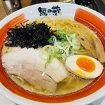 無尽蔵 - 鶏ガラ塩チャーシュー麺（1,130円）