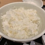 牛タンやまゆり - 麦飯
