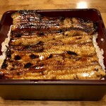 蒸したて焼きたてふっくらうなぎ 川松 - 