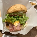 The 3rd Burger - アボカドベーコンチーズバーガーパティ2枚