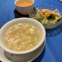 中国四川料理 桃花源 - スープと中華サラダ