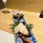 Sushi Kanade - あさりの山椒煮 銀ダラの西京焼き ホタルイカの燻製