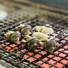 先田商店 - 料理写真:サザエ+牡蠣を焼いてます。
