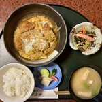 季節料理 利兵衛 - 週替わりのサービスメニュー♪ ライスは大盛り おかわり無料