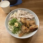 自家製さぬきうどんと肉 甚三 - 