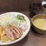 ヌードル＆スパイスカレー 今日の1番 - 