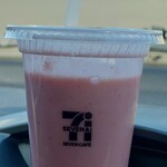 セブンイレブン - いちごバナナソイスムージー300円