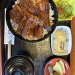 炭火焼うなぎ 東山物産 - 