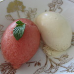 モナリザ - ハイビスカス･ペッパーアイスクリーム