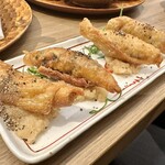 焼鳥 ハレツバメ - 鶏皮餃子
