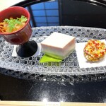 日本料理 華の縁 - 前菜　右 さわらのしんじょが温かくておいしい