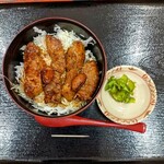 御在所サービスエリア（下り線）とんとん食堂 - とんてき丼(味噌汁無し)