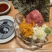 築地青空三代目 大名古屋ビルヂング店 - トロたくツマミ