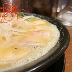 RAMEN 風見鶏 - スープ