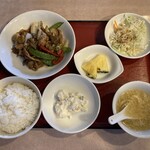 中華キッチン 桂林 - 豚肉・きのこのバーベキューソース炒め（Bランチ）