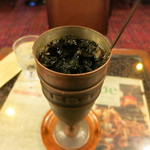 珈琲亭 ルアン - アイスコーヒーです。銅のカップが素敵。