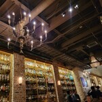 TOKYO Whisky Library - お店の雰囲気 圧巻です