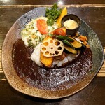 Cafe 婆沙羅 - 季節の揚げ野菜カレープレート（ライス少なめ）