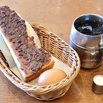 カフェ ヨシノ - アイスコーヒー＋モーニング小倉トースト