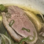 メヂカそば 吟魚 - 鴨チャーシュー