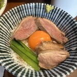 メヂカそば 吟魚 - 鴨ロースト丼400円