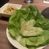 焼肉うしごろ 銀座店 - うしごろサラダ