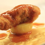 連理 - 竜神豚カツと生姜ソース ウコンとカレーで煮込んだポロ葱の根っこ