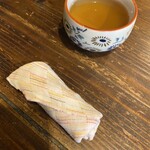 Hachiouji Shokudou Hibi - おしぼりとお茶