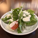 マシューコウズバッファローカフェ - サラダ