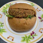 パン工房クルール - メンチカツサンド（日替わり）　２８０円