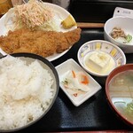 きくや - チキンカツ定食 700円