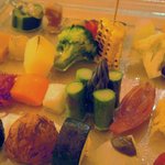 銀座 シェ・トモ - 季節の有機野菜２８－３０種の盛り合わせ