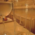 銀座 シェ・トモ - グラスのshez tomoのマーク。