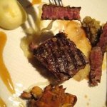 ラール・エ・ラ・マニエール - 処女牛のみに与えられる称号A５ランク和牛　京茄子　セップ茸ロースト じゃがいものエスプーマ(UP)