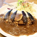 あかね亭 - 料理写真:ナスのカレーライス・サラダ