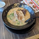 ラーメン食堂 ろくの家 - 