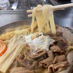 Itoshou - もつ煮込みうどん【たまご入り】1000円