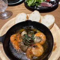 Seafood bar Ermitage 横浜鶴屋町店 - 