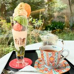 メインラウンジ (リーガロイヤルホテル大阪) - 