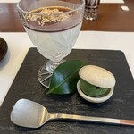 コヤマ - パンナコッタ、抹茶アイス最中