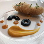 RESTAURANT PRUNIER - 紫にんじんのグラッセとマンダリンオレンジソース