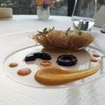 RESTAURANT PRUNIER - 平目は熱々の音を立てて登場