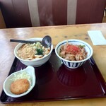 ファミリ－食堂 山田うどん食堂 - 