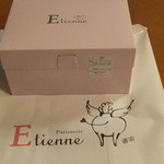エチエンヌ - 