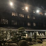 雲仙宮崎旅館 - 夜の庭園からの眺め