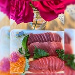 みなと市場 小松鮪専門店 - わが家の晩ごはんにお刺身盛り合わせをテイクアウトしました♪幸せをいつもありがとうございます✨