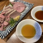 肉豆冨とレモンサワー 大衆食堂 安べゑ - 肉盛り3種食べ比べ（豚タン、豚レバー、砂肝）