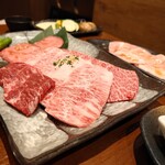 南新宿 和牛焼肉 慶 - 