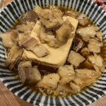 肉豆冨とレモンサワー 大衆食堂 安べゑ - 肉2倍豆腐（黒）