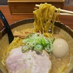 Menya Tsukushi - 味噌ラーメン930円+煮玉子130円=1060円